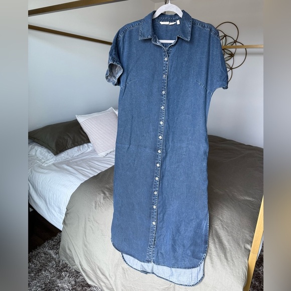 Soft Surroundings Dresses & Skirts - Soft Surroundings Denim Short Sleeve Button Shirt Dress Womens S Blue Midi Slit